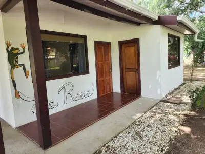 Opportunité d'investissement à Playa Tambor, Puntarenas : Maison, appartement, piscine et vaste terrain 5