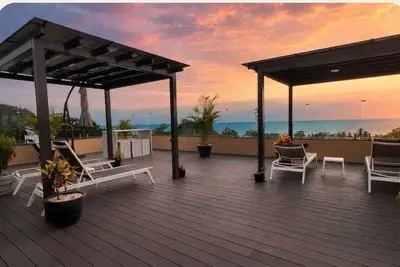 Torres del Mar Jaco: Modern Condos Steps to the Beach