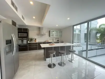 Luxury 3-Bedroom Apartment in a Secure Escazú Community 4