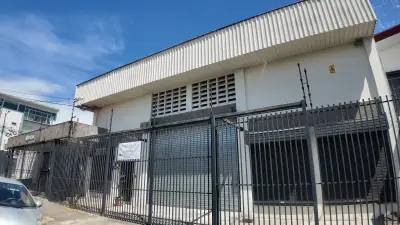 Propriété commerciale à louer, Sabana Sur 2