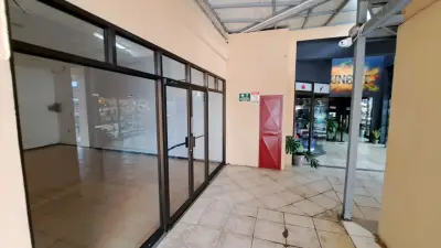 Espace bureau/commercial polyvalent à vendre à Plaza Coral, Jacó 4