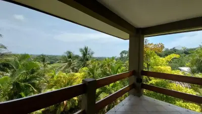 Dos impresionantes casas con vista al mar 1