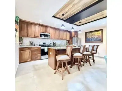 Maison moderne de 4 chambres à Jacó : Vie côtière avec commodités de villégiature 3