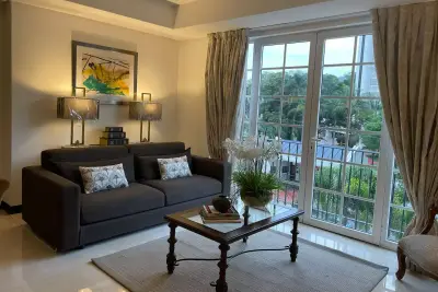Appartement Moderne de Luxe à Escazu | Vues Urbaines & Confort Premier