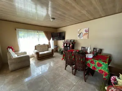 Maison moderne de 2,5 chambres à Grecia, Alajuela - Idéale pour les familles 2