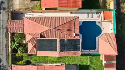 Exclusif Luxueux Domicile Avec Piscine Chauffée À L'énergie Solaire 3