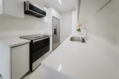 Elegant 2-Bedroom Condo in Secure Community in Tibás 4