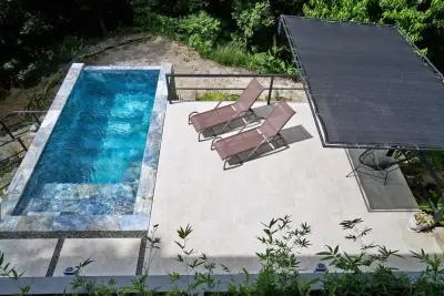 Tropical Villa in Santa Teresa, Steps from the Beach, with Additional Lot for Future Development 5
