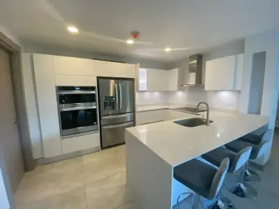 Appartement Sophistiqué de 3 Chambres à La Avellana avec Piscine et Vue sur la Vallée luxuriante 5
